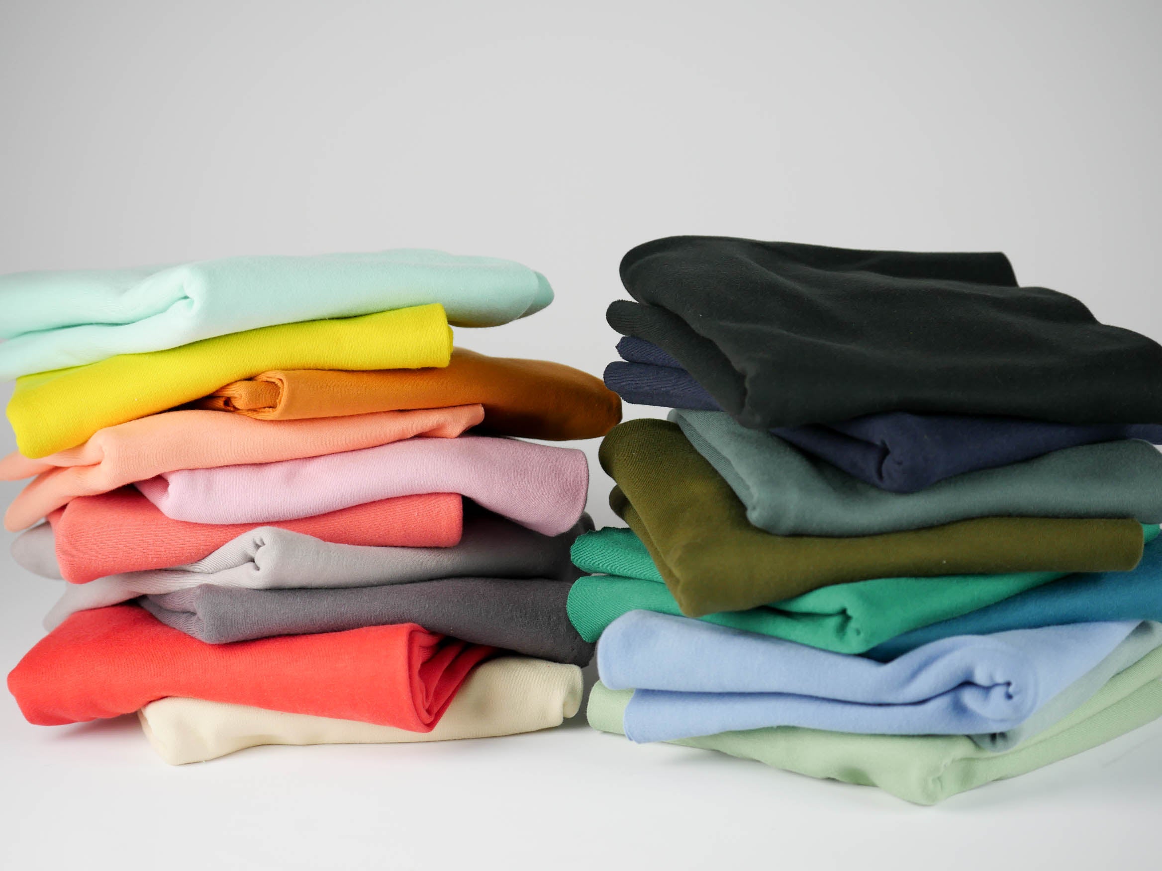 Pretty Pretty Knits in Pretty Pretty Colors!