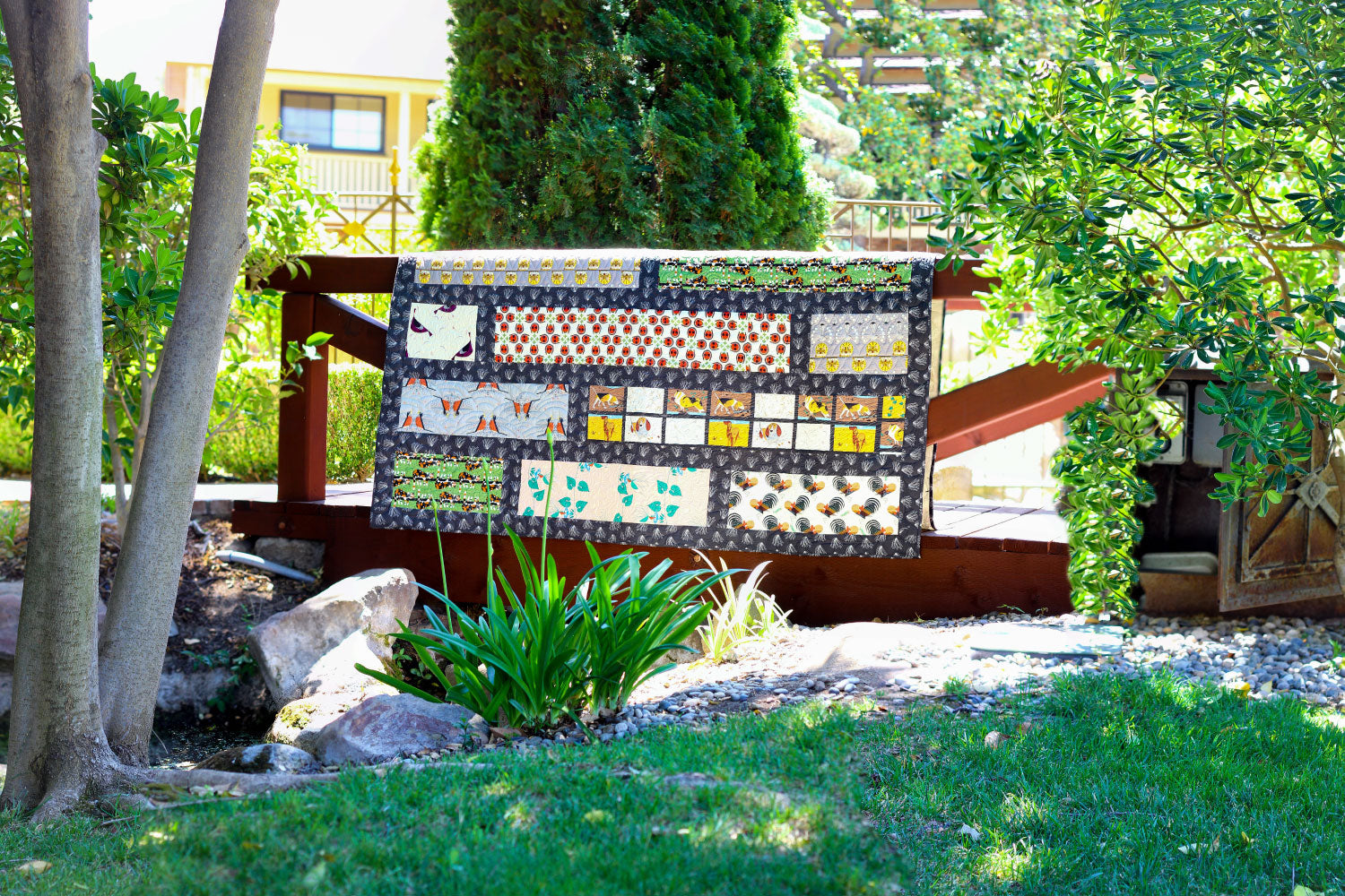 Rural Backyard Quilt + Free Pattern!